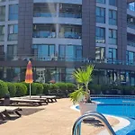 דירה Sunny Plaza *