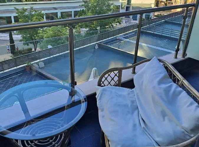 Apartment Sunny Plaza *